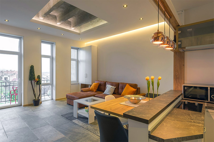 Contoh plafon dengan tambahan pencahayaan lampu