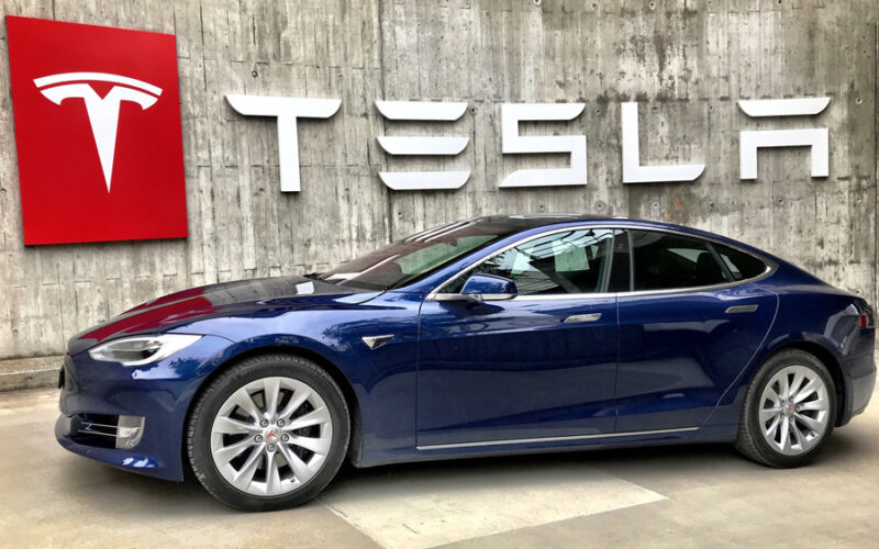 Berapa Sih Harga Mobil Tesla?