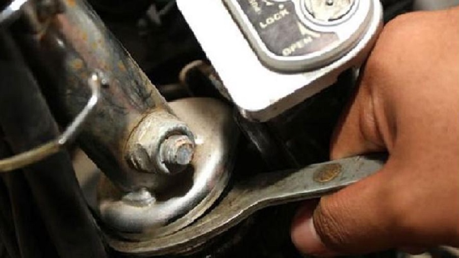 Cara Menyetel Kekencangan Baut Komstir 