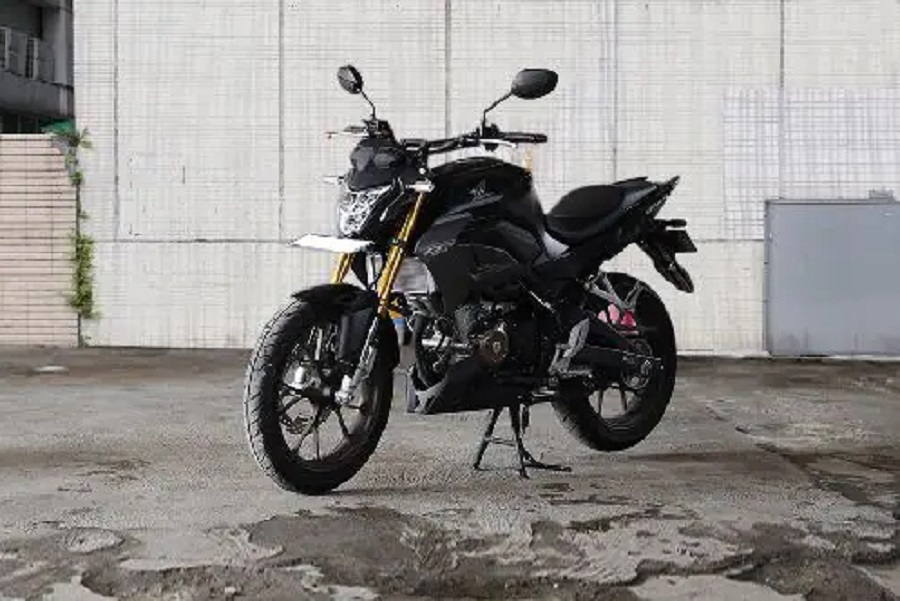 Honda CB150R StreetFire 