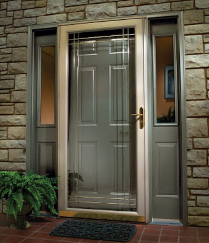 Model Satu Daun Pintu Berdesain Kotak-kotak