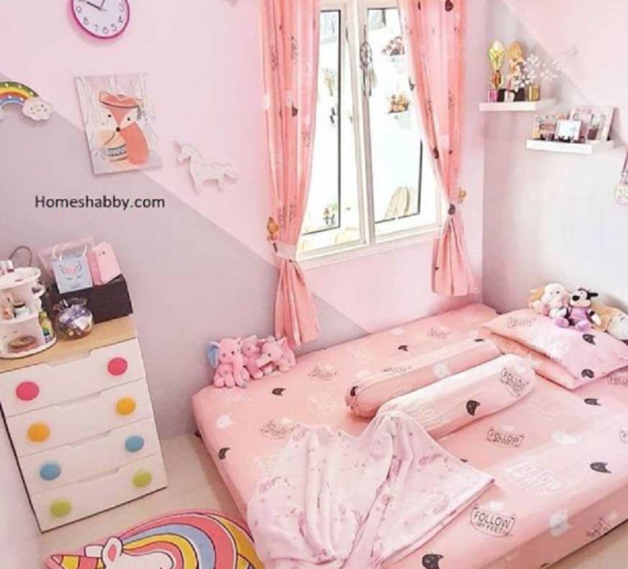 Kamar Tidur dengan Dekorasi Serba Pink 