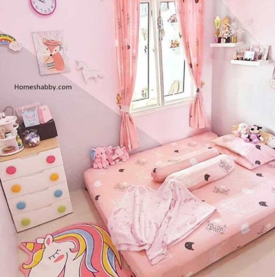 Kamar Tidur dengan Desain Alam 