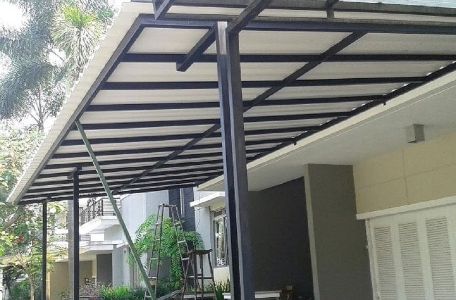 Kanopi dengan Pilar Baja 