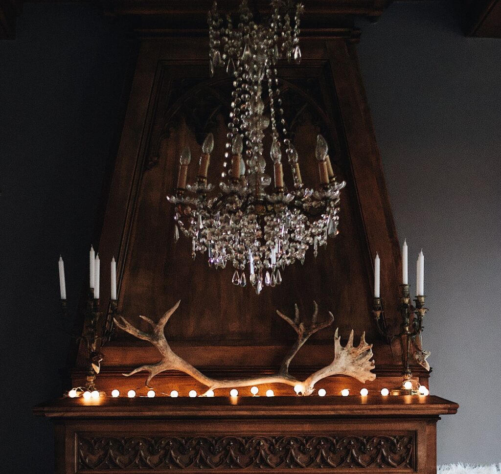 Lampu Gantung Bernuansa Klasik