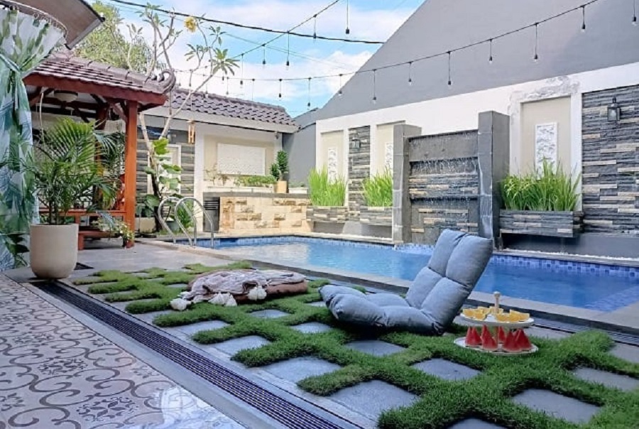 Kolam Renang Romantis 