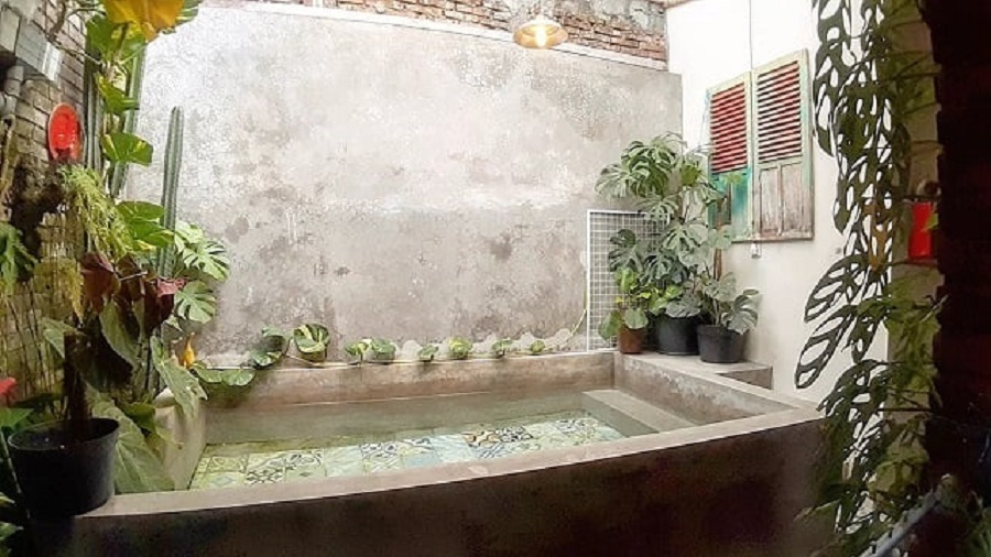 Kolam ala Jacuzzi untuk Lahan Terbatas 