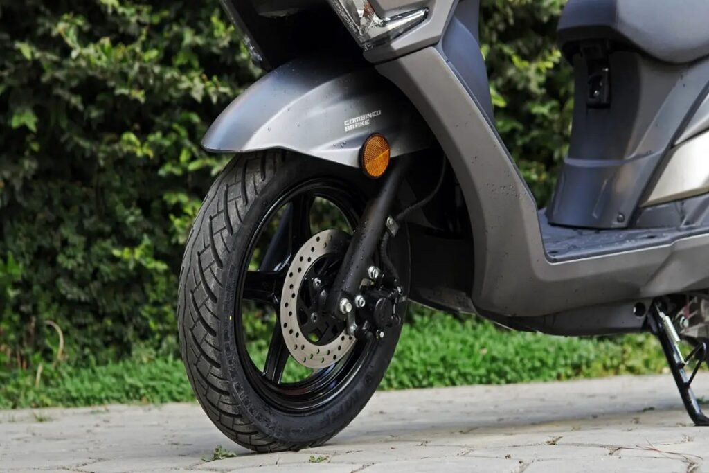 Rem Depan Suzuki Burgman Street 125 Menggunakan Cakram